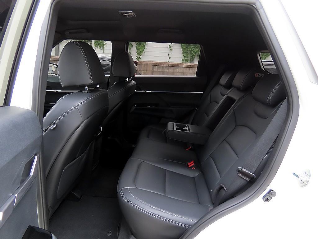 KG모빌리티(쌍용) 토레스 1.5 GDI-T 2WD T5 이미지 6