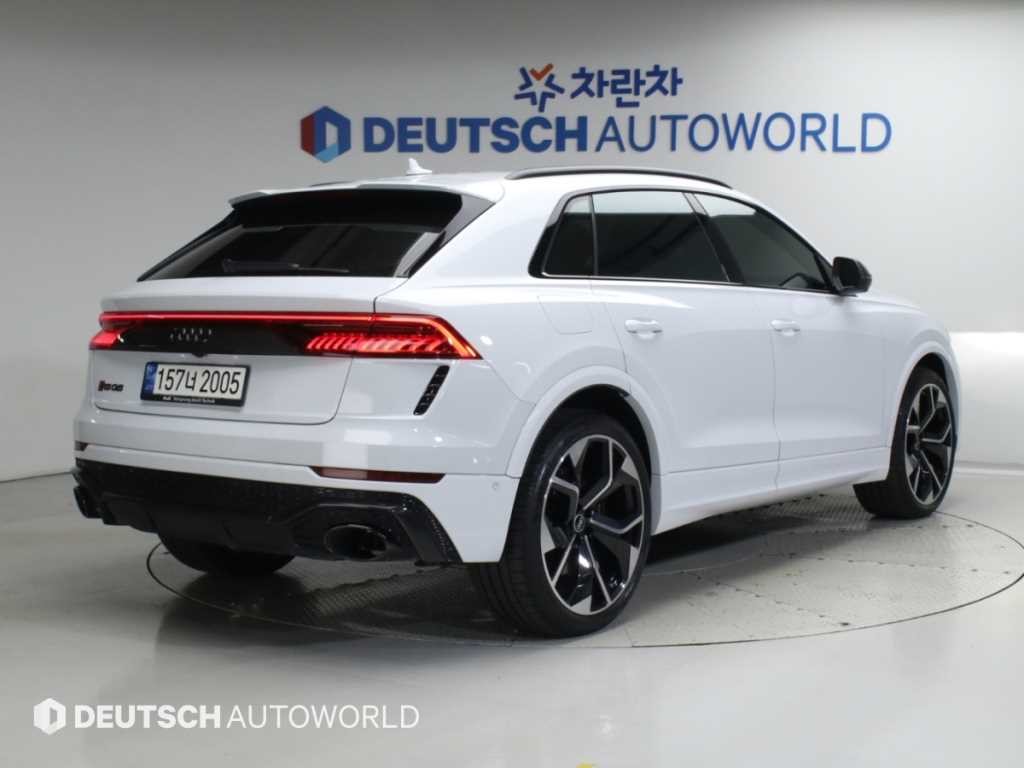아우디 RSQ8 4.0 TFSI 콰트로 이미지 2