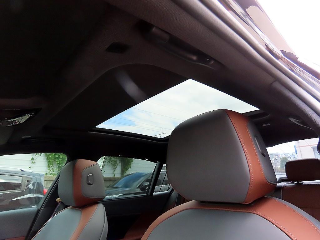 BMW 5시리즈 5시리즈 (G60) 530e M 스포츠 프로 이미지 19