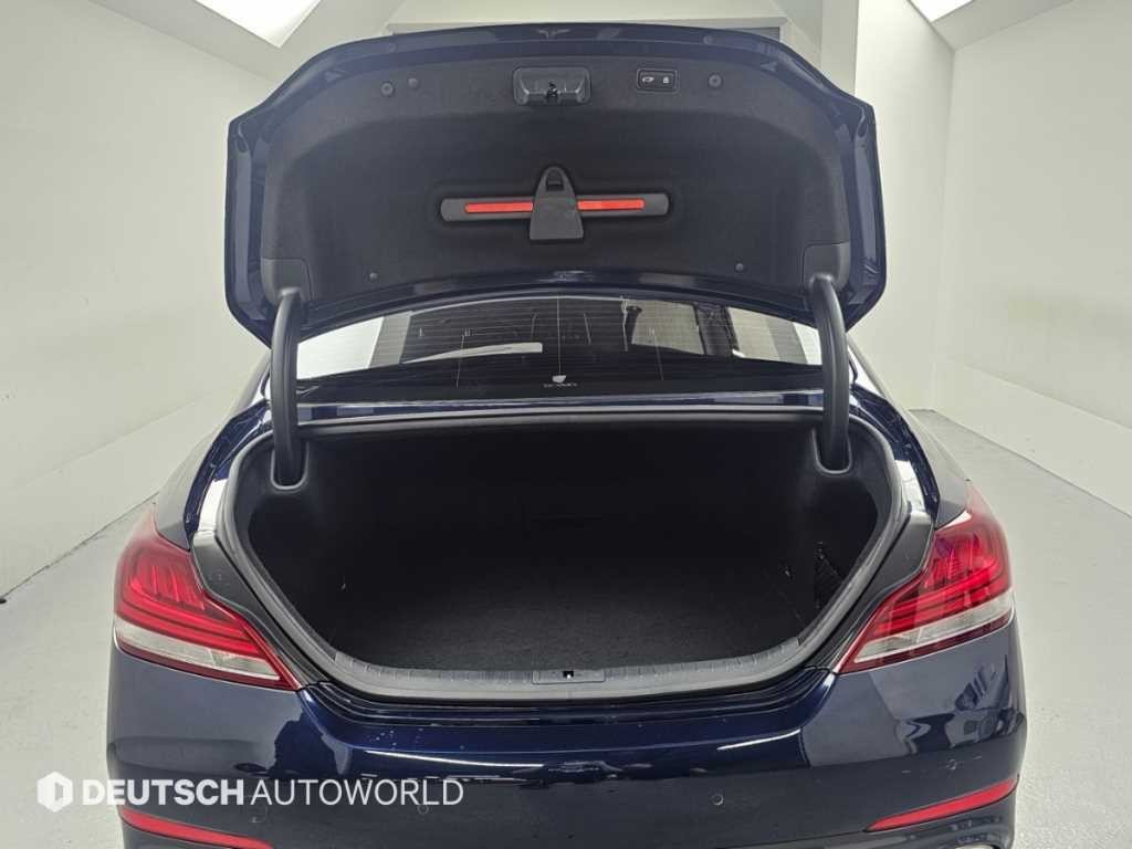 제네시스 G70 3.3T 스포츠 AWD 프레스티지 이미지 19