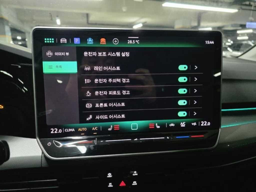 폭스바겐 골프 골프 8세대 2.0 TDI 프레스티지 이미지 15