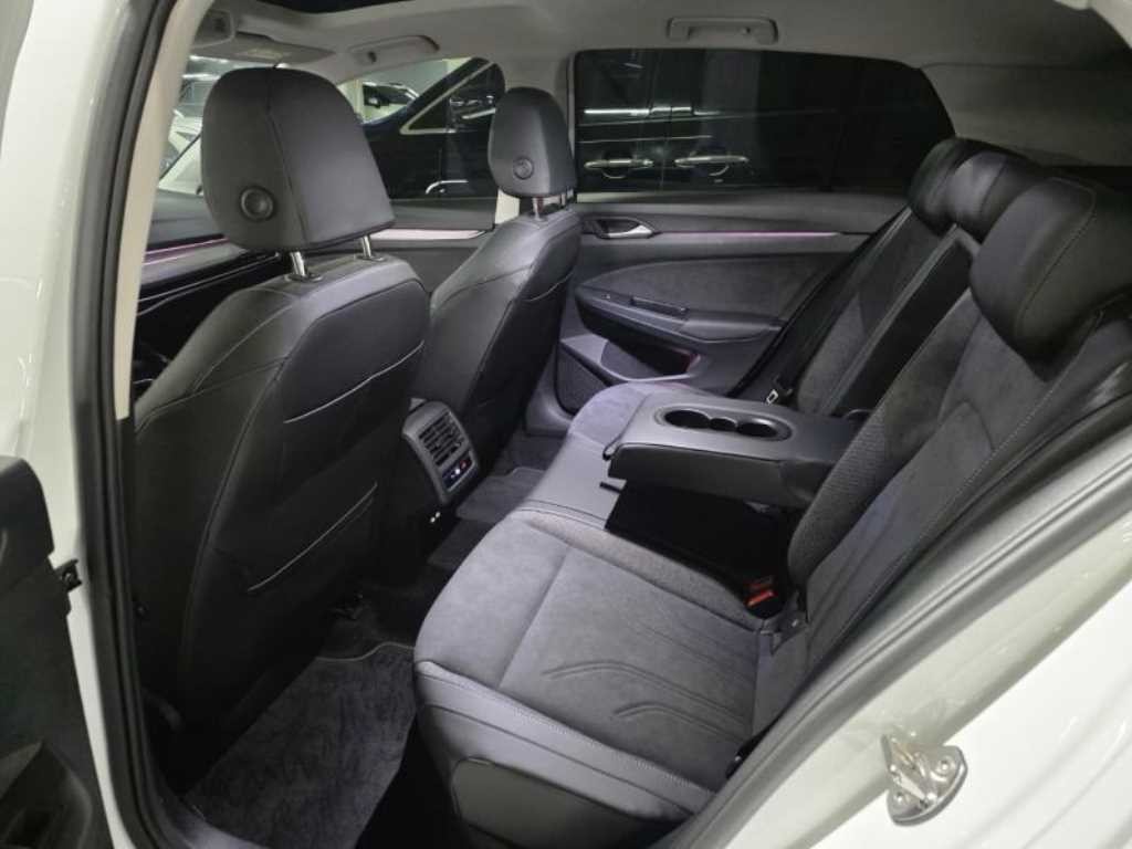 폭스바겐 골프 골프 8세대 2.0 TDI 프레스티지 이미지 6