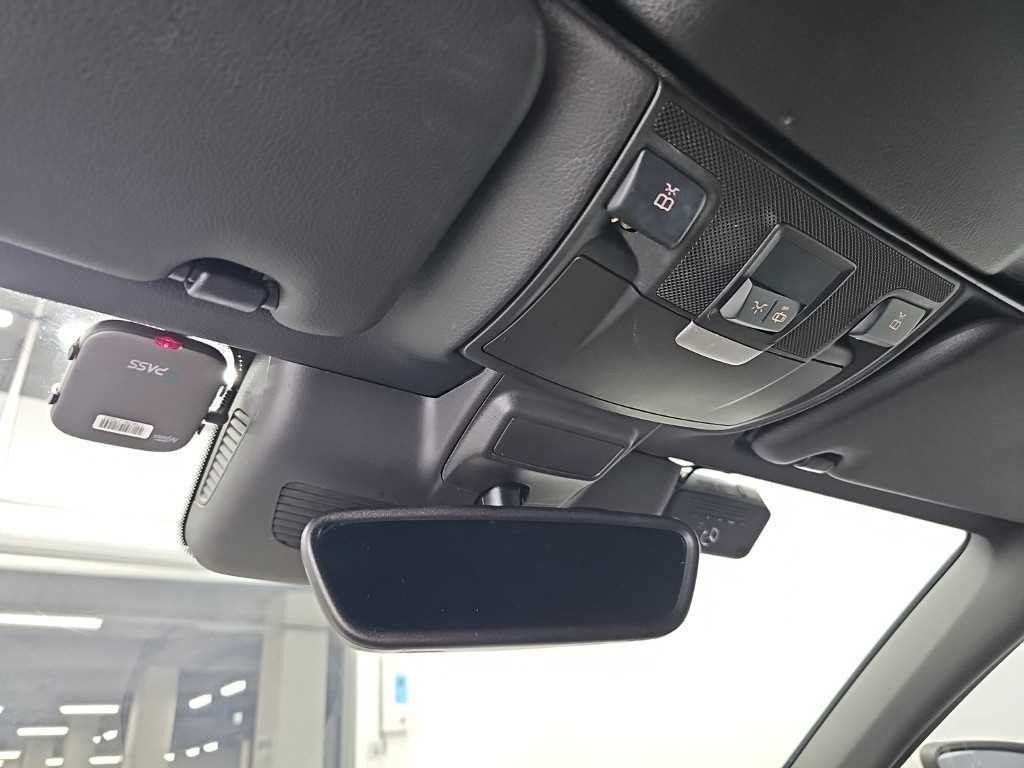 벤츠 C 클래스 C클래스 W205 C200 카브리올레 이미지 15