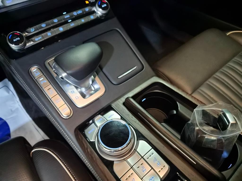 제네시스 G90 3.8 GDI AWD 프레스티지 이미지 11
