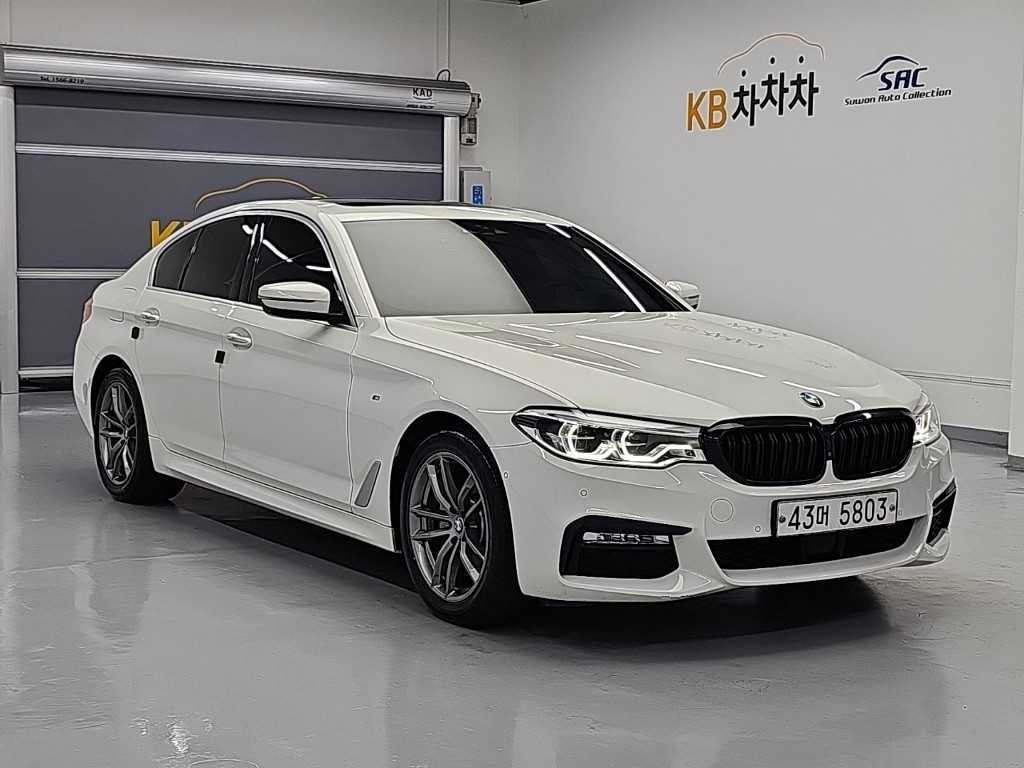 BMW 5시리즈 5시리즈 (G30) 520d M 스포츠 플러스 이미지 4
