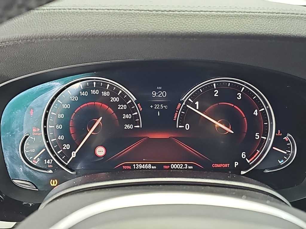 BMW 5시리즈 5시리즈 (G30) 520d M 스포츠 플러스 이미지 6