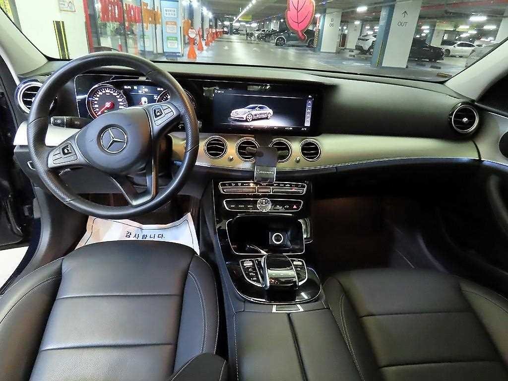 벤츠 E 클래스 E-클래스 W213 E200 아방가르드 이미지 10