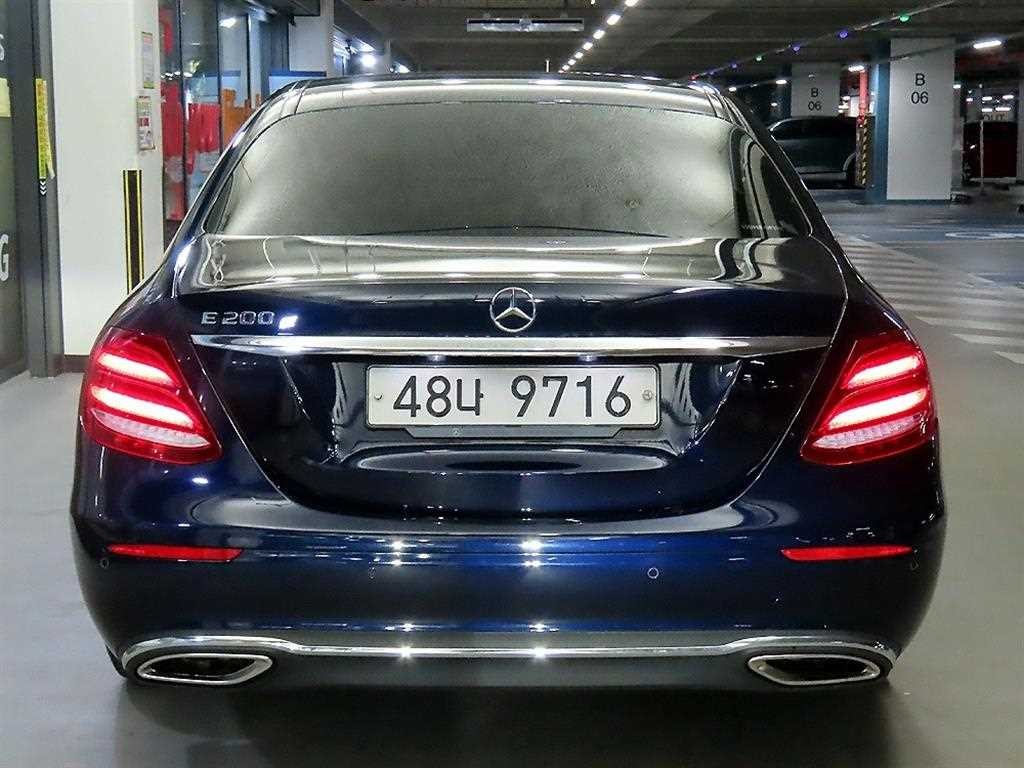 벤츠 E 클래스 E-클래스 W213 E200 아방가르드 이미지 5