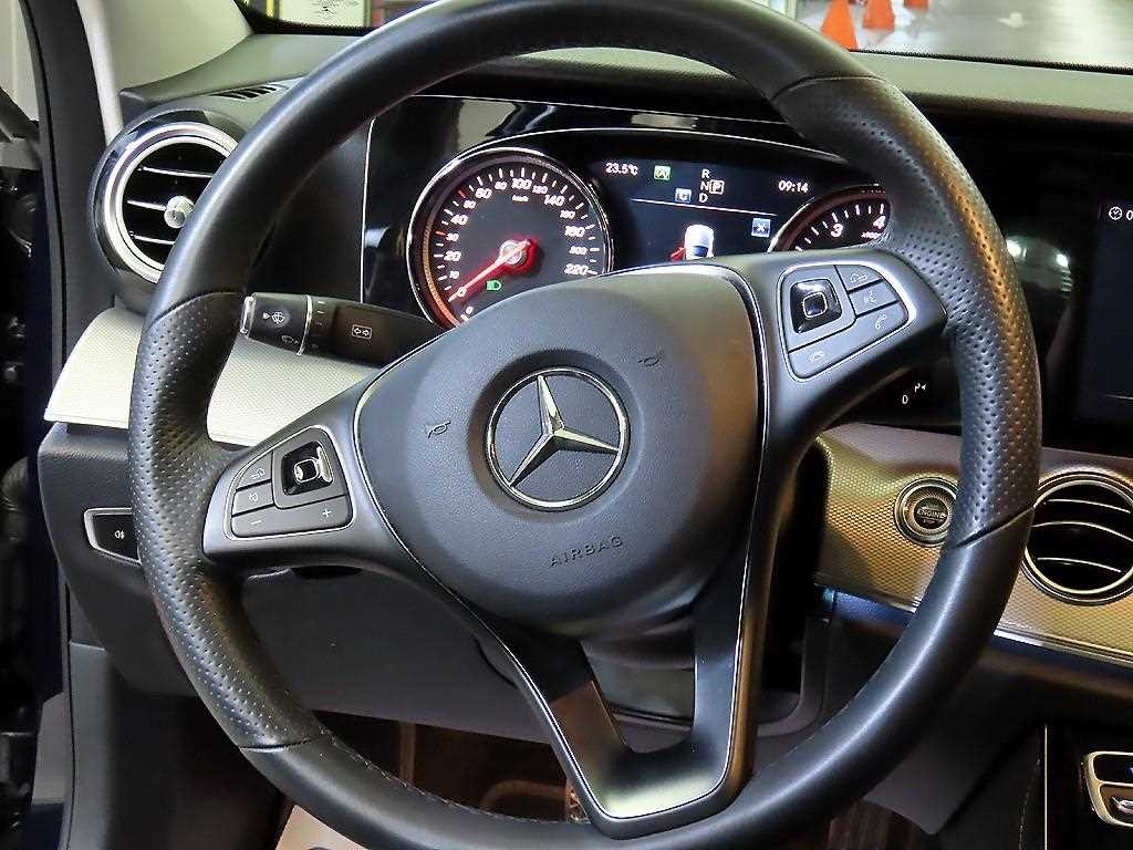 벤츠 E 클래스 E-클래스 W213 E200 아방가르드 이미지 8