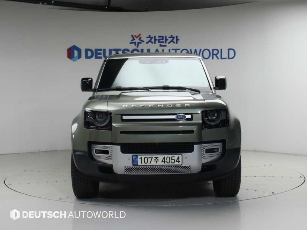 랜드로버 디펜더 디펜더 (L663) D240 SE 이미지 3