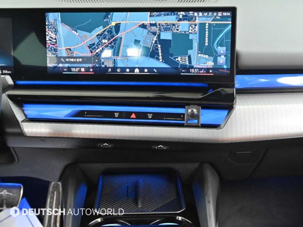 BMW i5 eDrive 40 M 스포츠 이미지 14