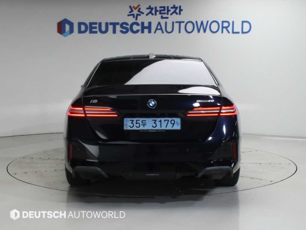 BMW i5 eDrive 40 M 스포츠 이미지 4