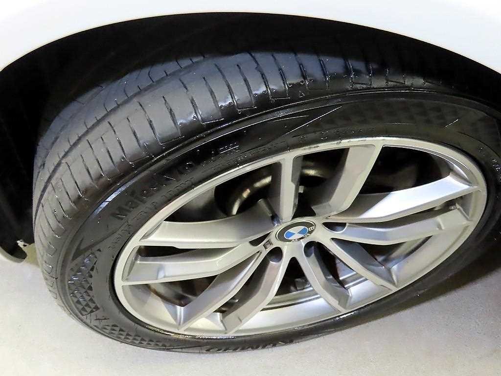 BMW 5시리즈 5시리즈 (G30) 520d M 스포츠 플러스 이미지 19