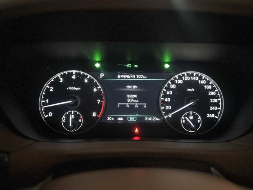 제네시스 G90 3.8 GDI AWD 프리미엄 럭셔리 이미지 9