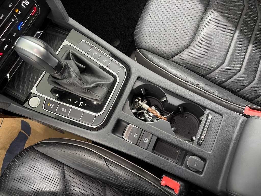 폭스바겐 아테온 2.0 TDI 엘레강스 프레스티지 이미지 8