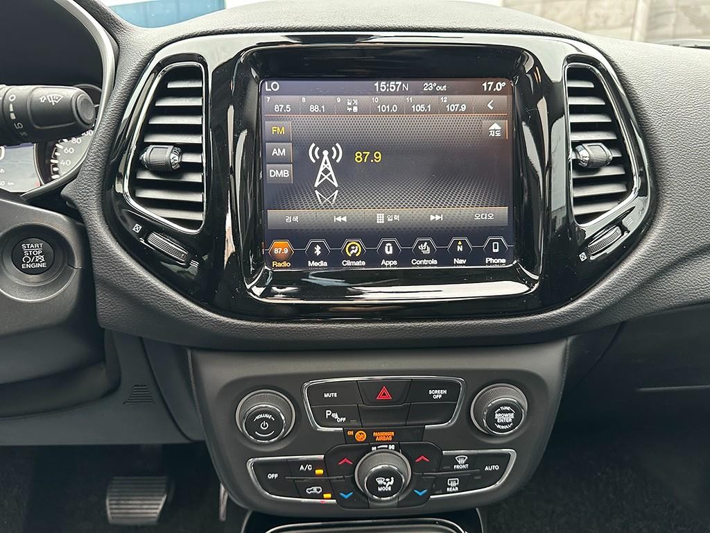 지프 컴패스 컴패스 2세대 2.4 AWD 리미티드 이미지 10