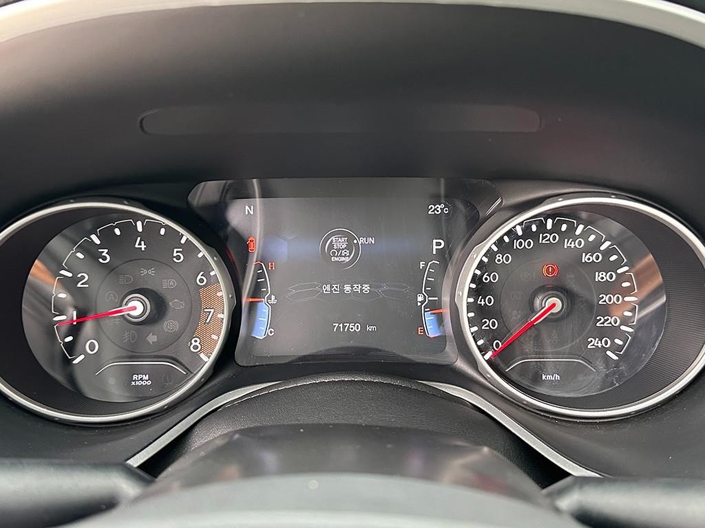 지프 컴패스 컴패스 2세대 2.4 AWD 리미티드 이미지 8