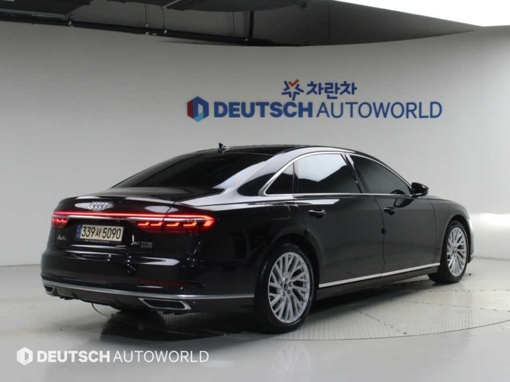 아우디 A8 A8 (D5) 55 TFSI 콰트로 LWB 기본형 이미지 2