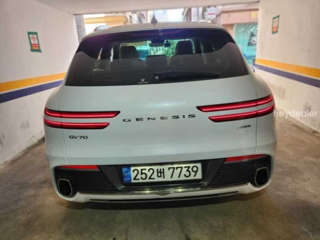 제네시스 GV70 2.5T 가솔린 AWD 이미지 2