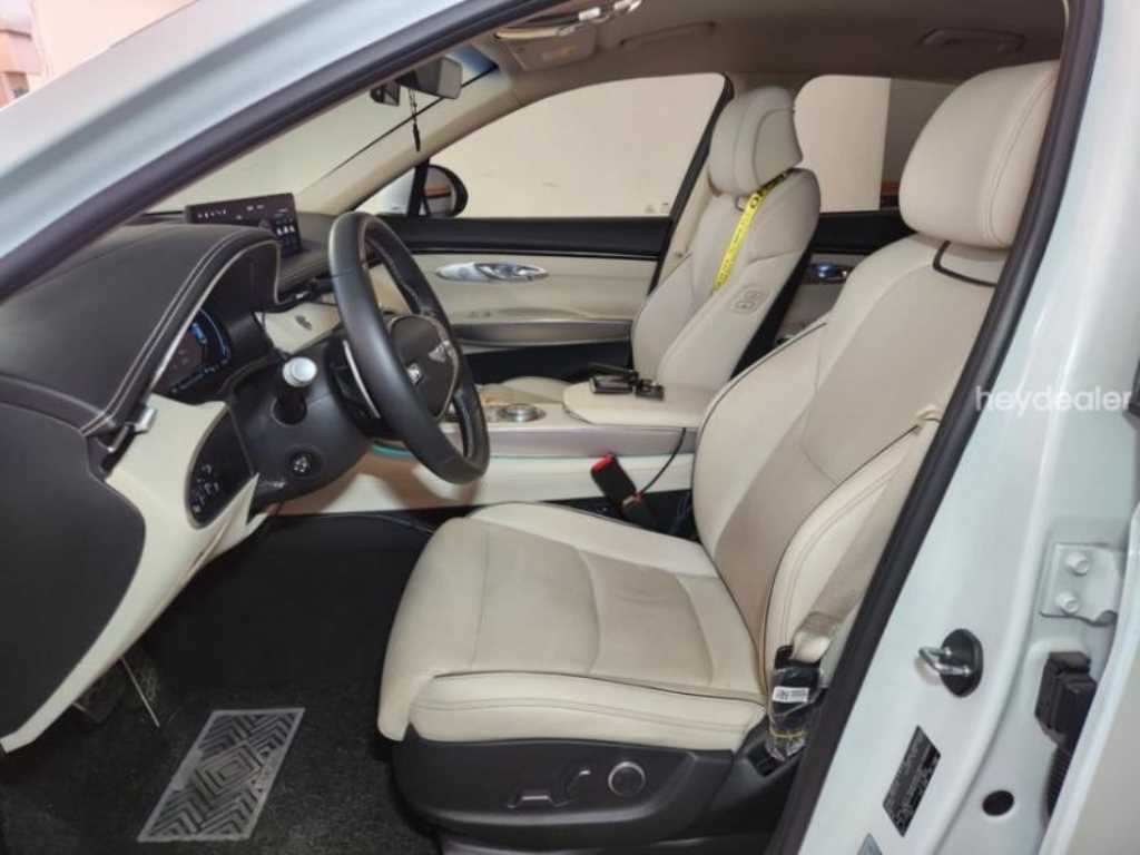 제네시스 GV70 2.5T 가솔린 AWD 이미지 5