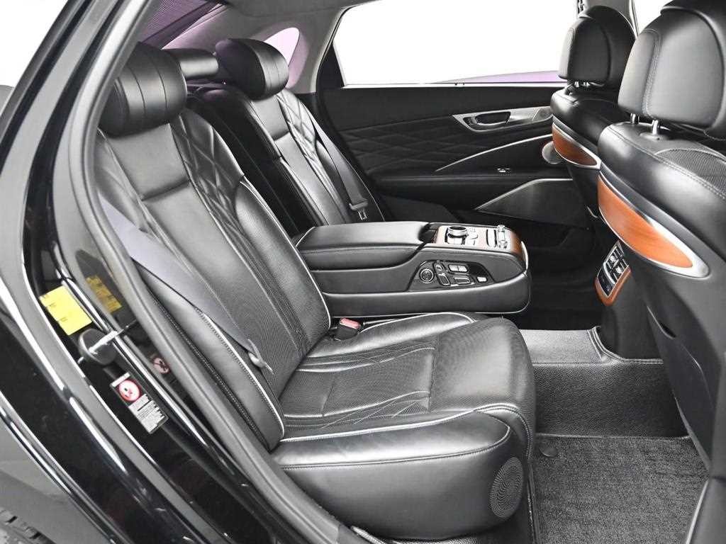 기아 K9 더 K9 3.8 GDI AWD 그랜드 플래티넘 이미지 10