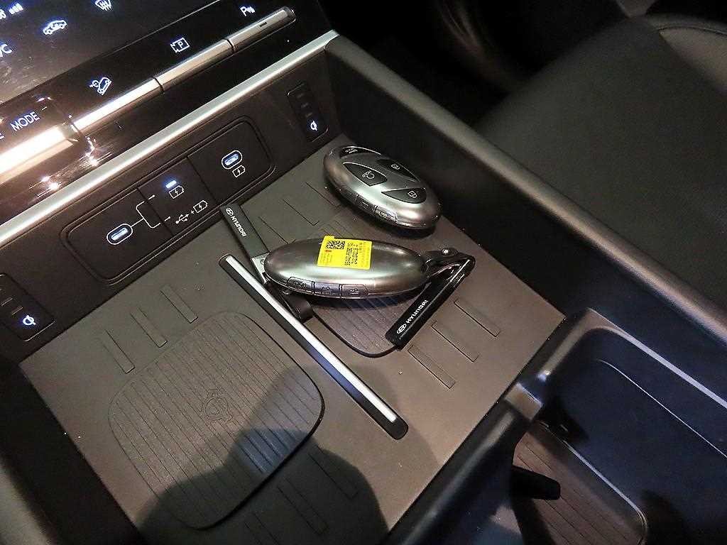 현대 싼타페 싼타페 하이브리드 MX5 1.6T 2WD 프레스티지 이미지 13