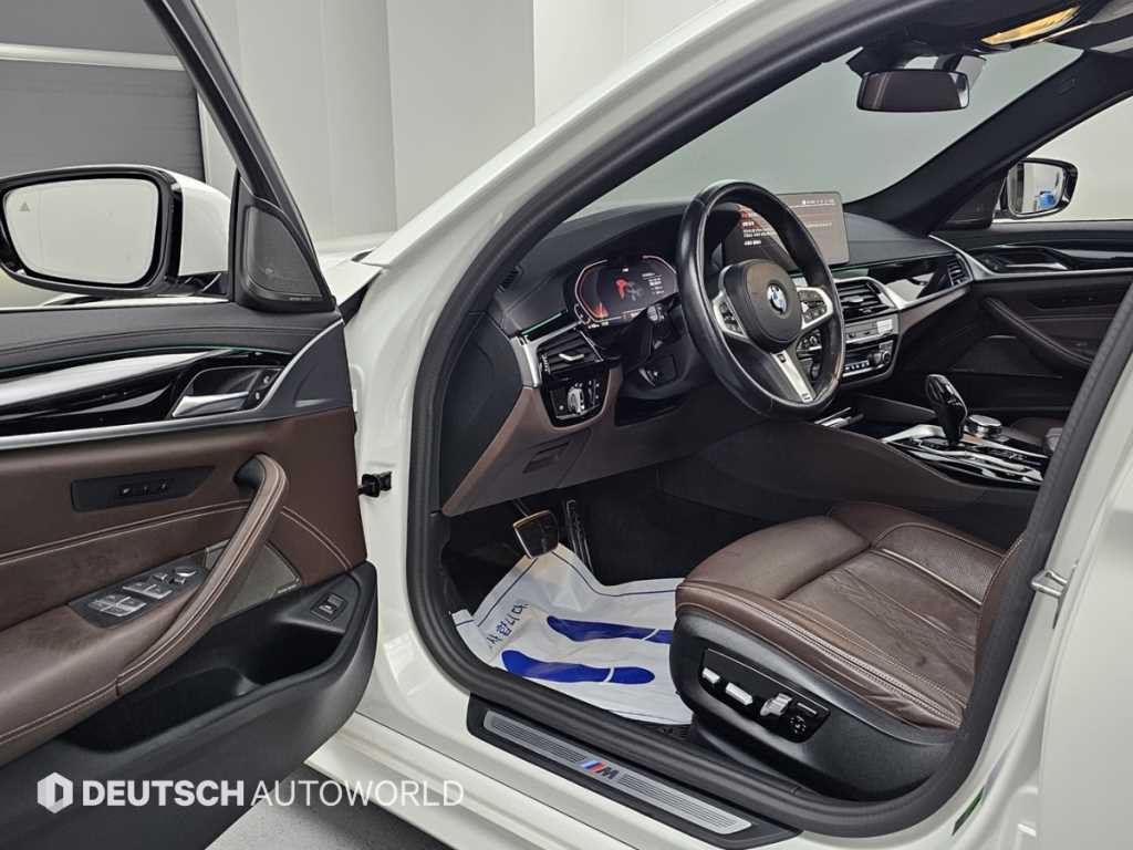 BMW 5시리즈 5시리즈 (G30) 530i M 스포츠 이미지 11