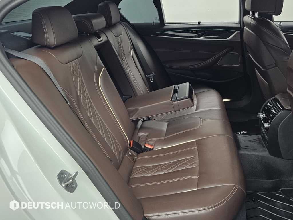 BMW 5시리즈 5시리즈 (G30) 530i M 스포츠 이미지 12