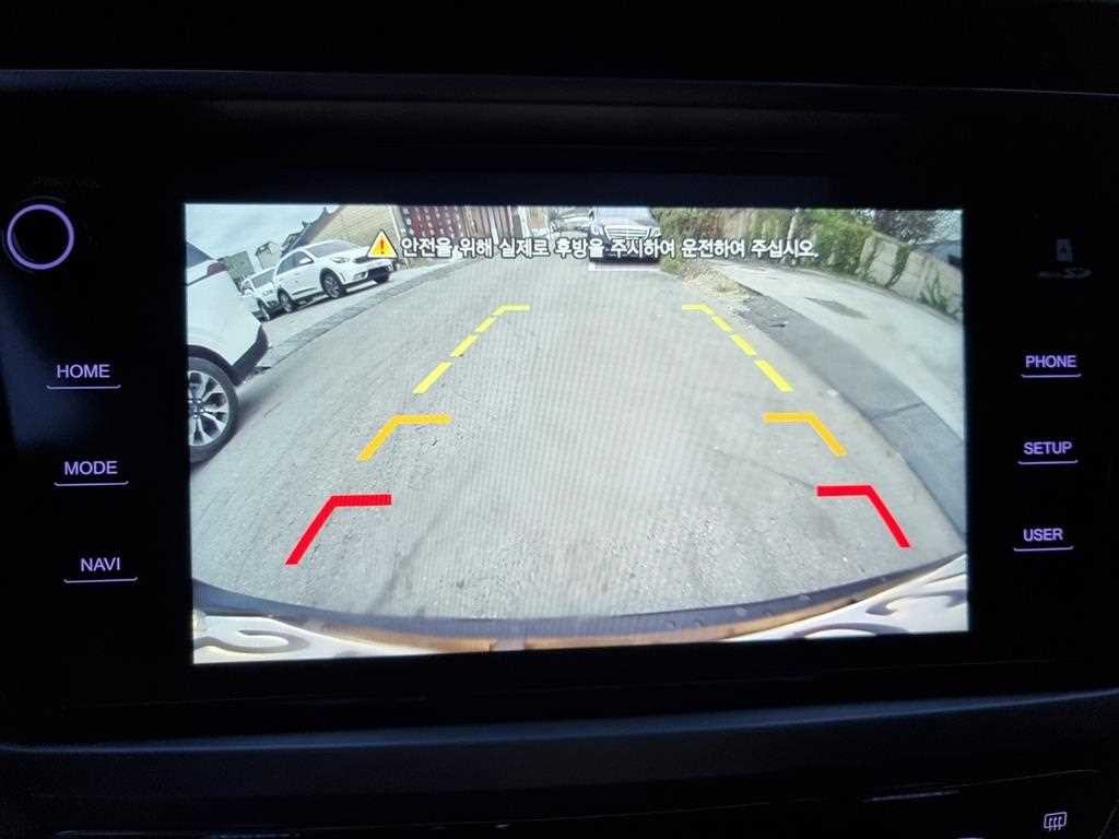 KG모빌리티(쌍용) 코란도 뷰티풀코란도 2WD 디젤 1.6 C5 플러스 이미지 14