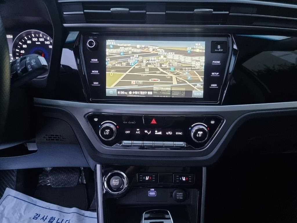 KG모빌리티(쌍용) 코란도 뷰티풀코란도 2WD 디젤 1.6 C5 플러스 이미지 9