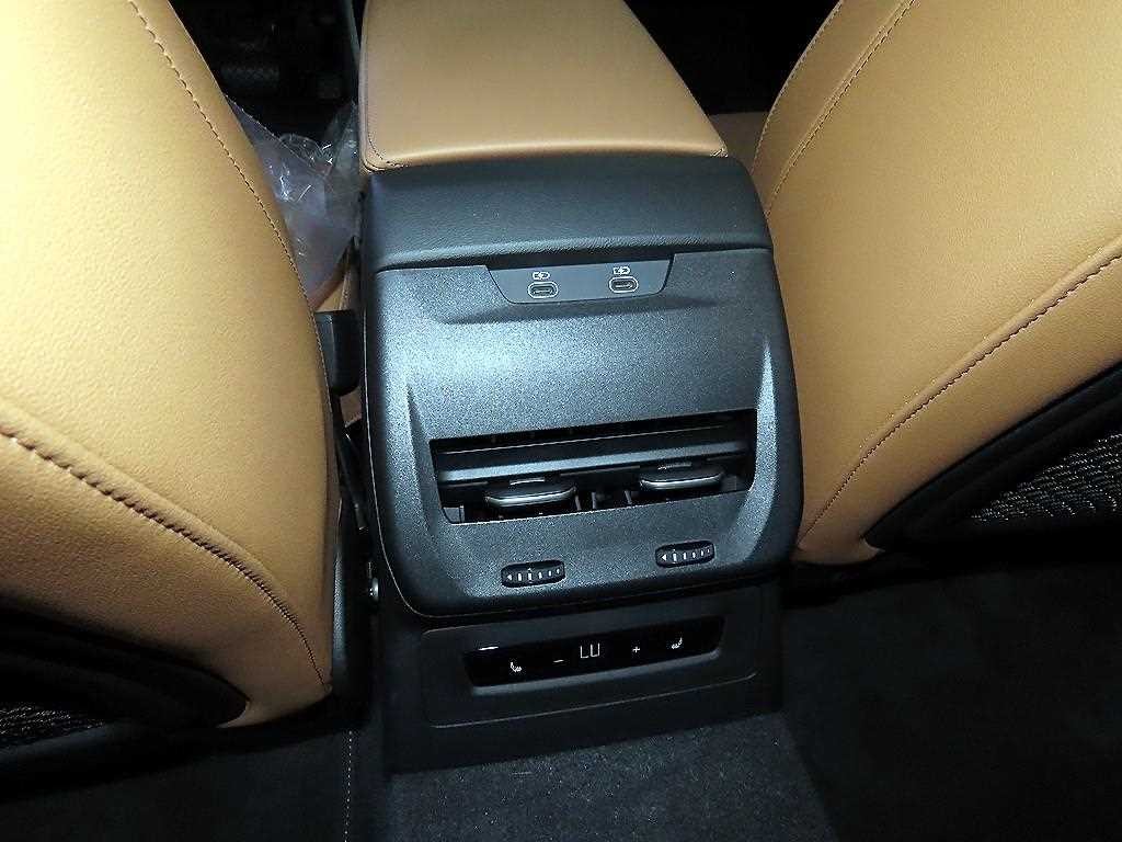 아우디 A5 A5 (B10) 40 TFSI 콰트로 어드밴스드 이미지 14