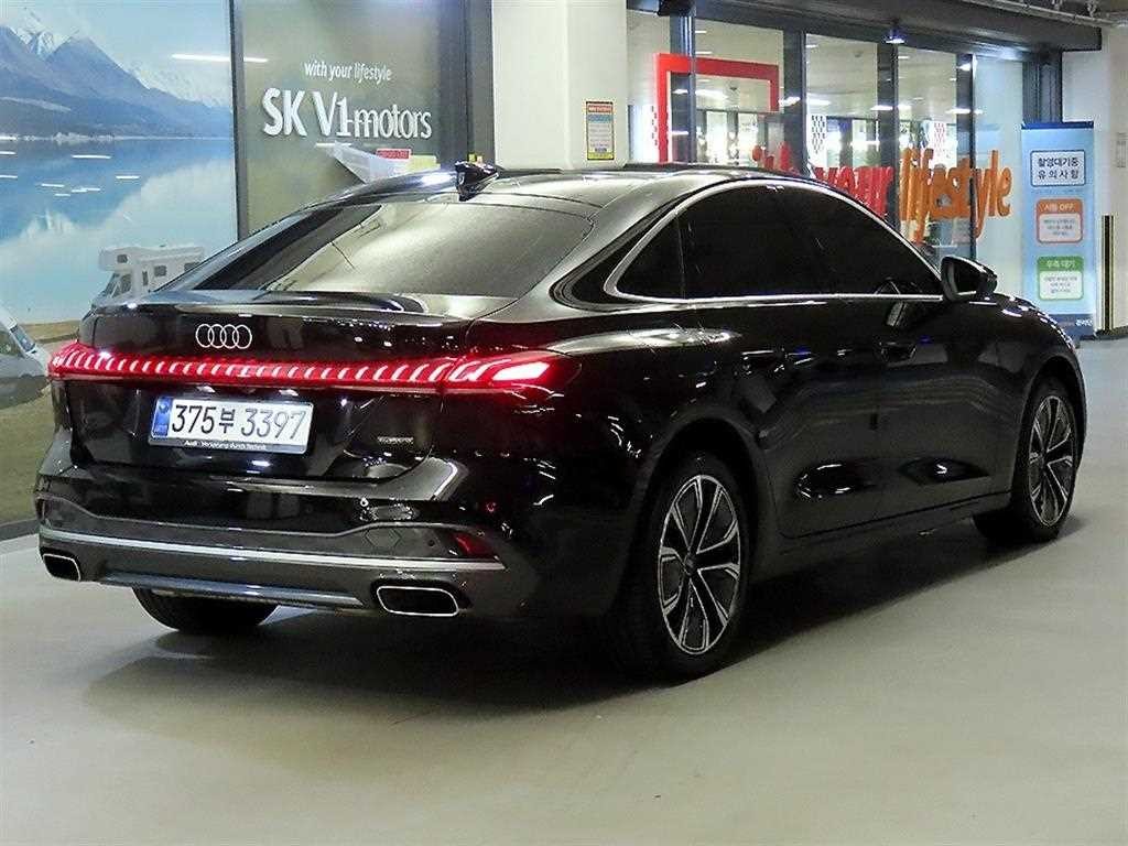 아우디 A5 A5 (B10) 40 TFSI 콰트로 어드밴스드 이미지 4