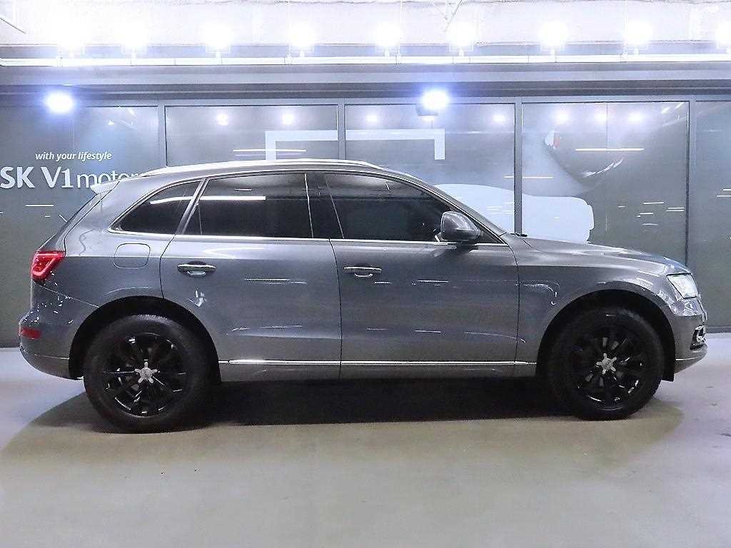 아우디 Q5 35 TDI 콰트로 이미지 3
