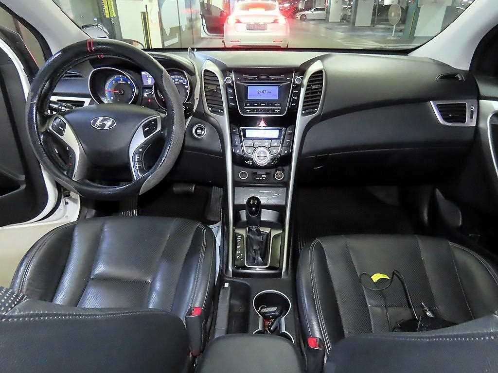 현대 i30 뉴 i30 1.6 VGT PYL 이미지 10