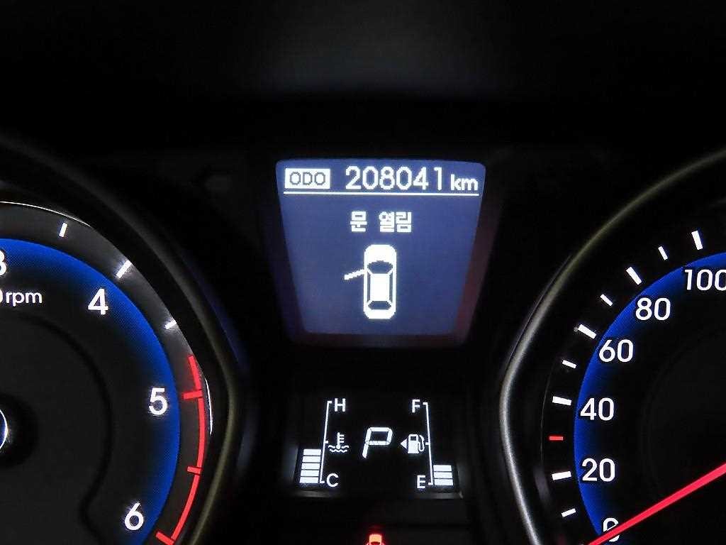 현대 i30 뉴 i30 1.6 VGT PYL 이미지 9