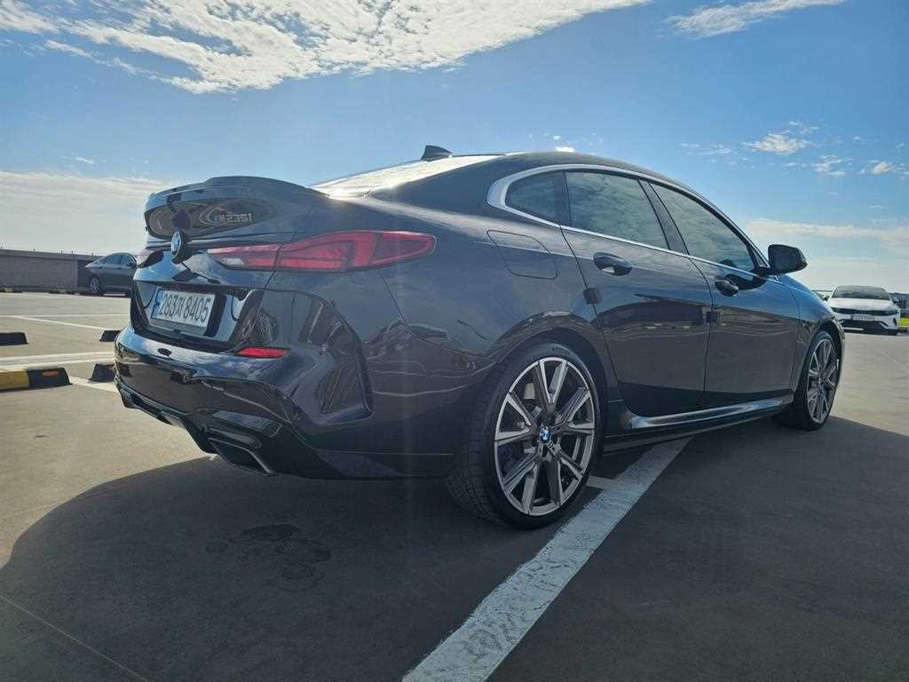BMW 2시리즈 2시리즈 그란쿠페 (F44) M235i xDrive 이미지 3