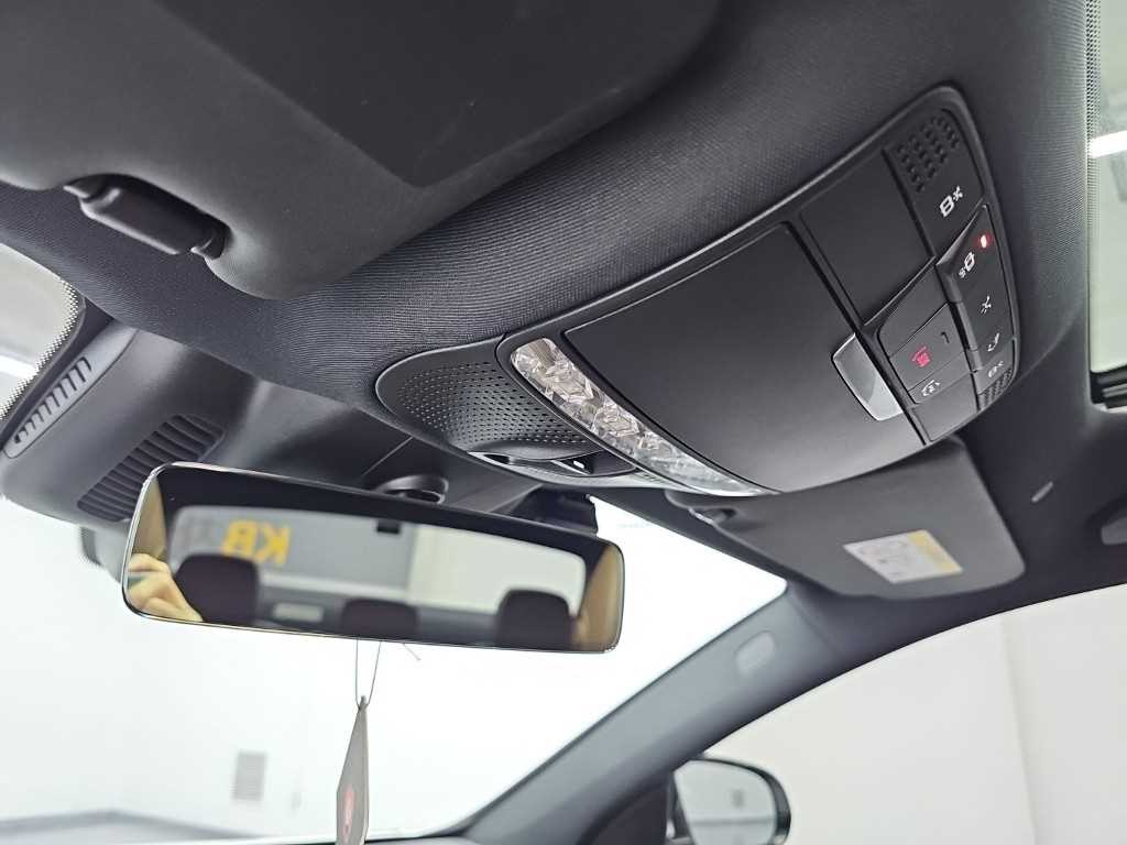 벤츠 E 클래스 E-클래스 W213 E220d 4MATIC 익스클루시브 이미지 17