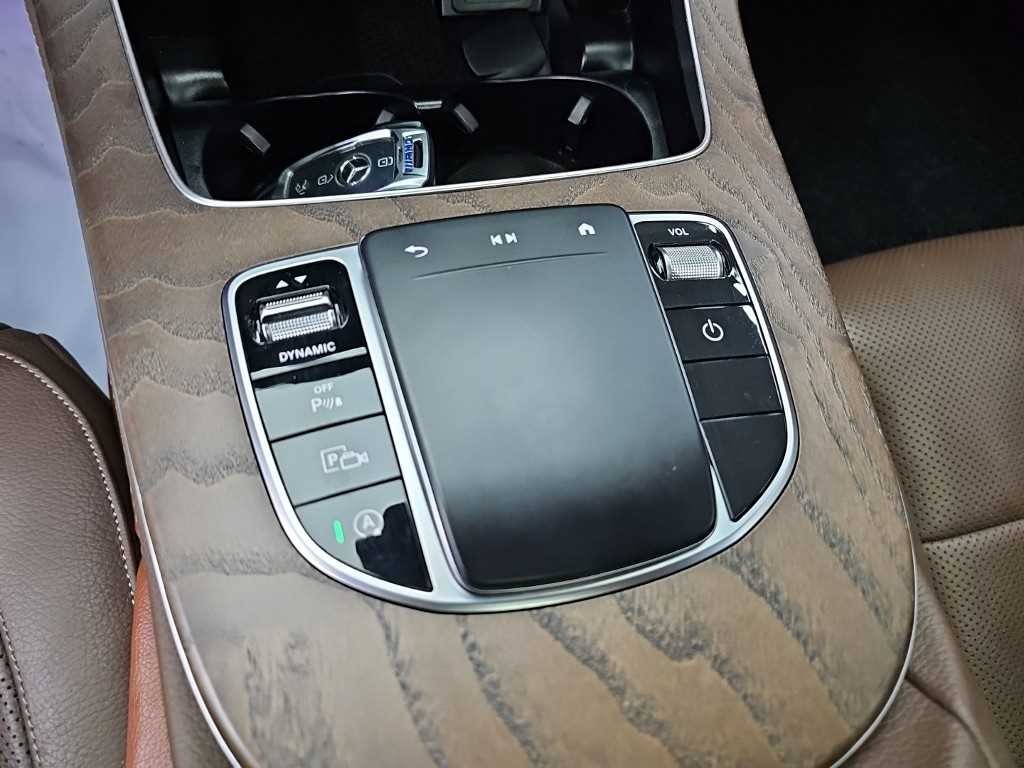 벤츠 E 클래스 E-클래스 W213 E220d 4MATIC 익스클루시브 이미지 18