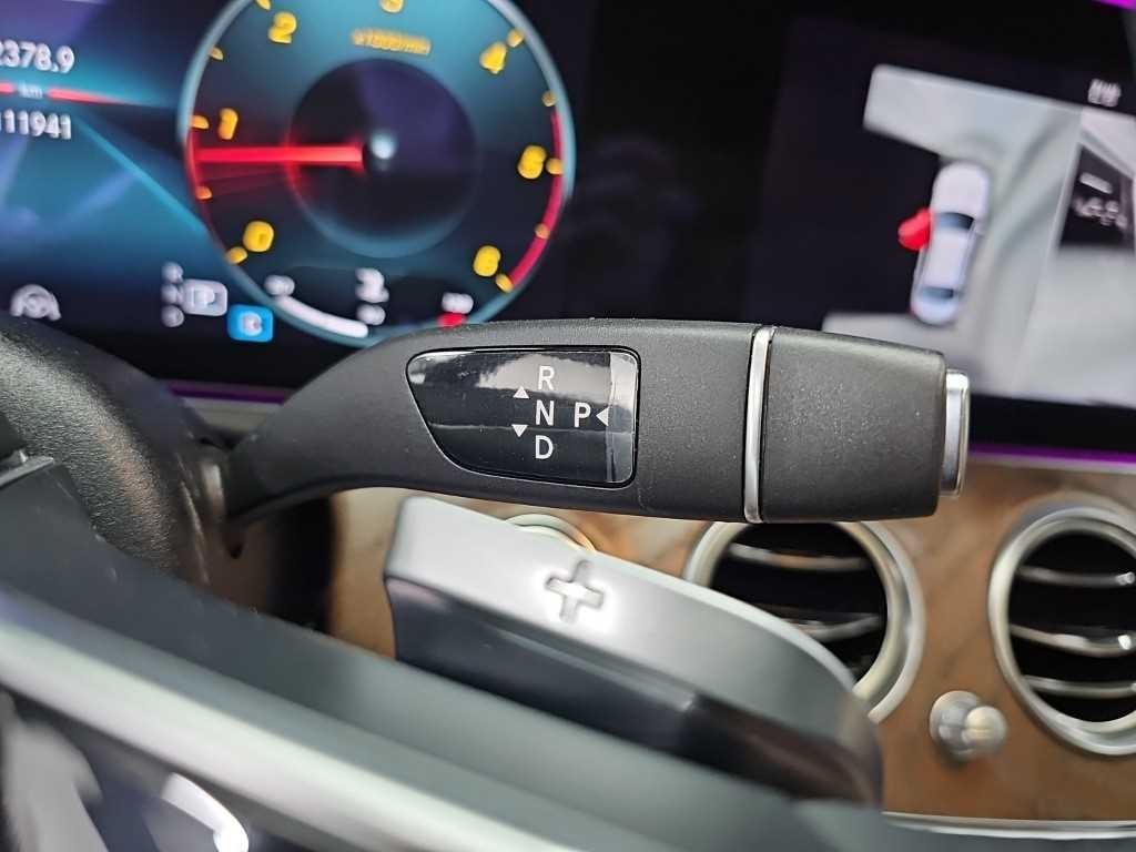벤츠 E 클래스 E-클래스 W213 E220d 4MATIC 익스클루시브 이미지 8