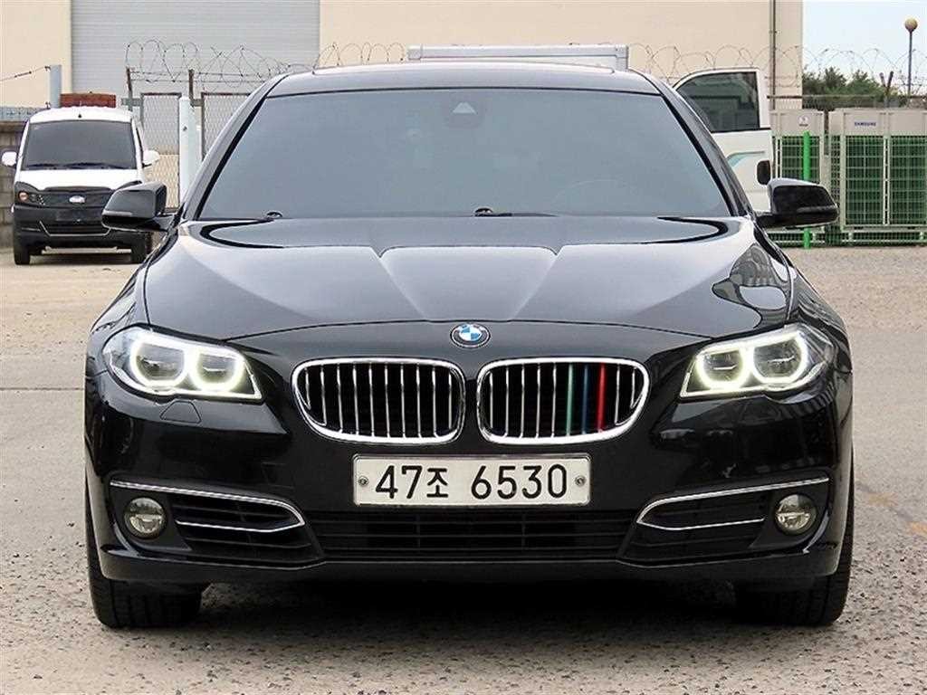 BMW 5시리즈 5시리즈 (F10) 520d xDrive 럭셔리 플러스 이미지 1