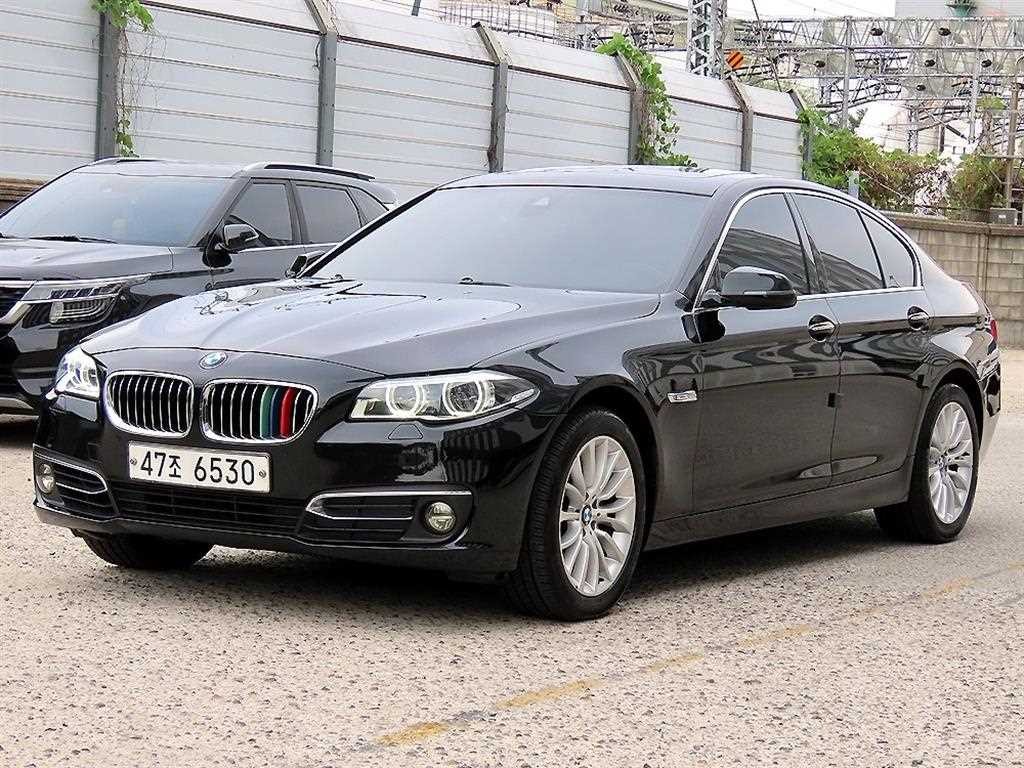 BMW 5시리즈 5시리즈 (F10) 520d xDrive 럭셔리 플러스 이미지 2