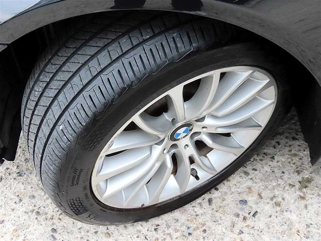 BMW 5시리즈 5시리즈 (F10) 520d xDrive 럭셔리 플러스 이미지 20