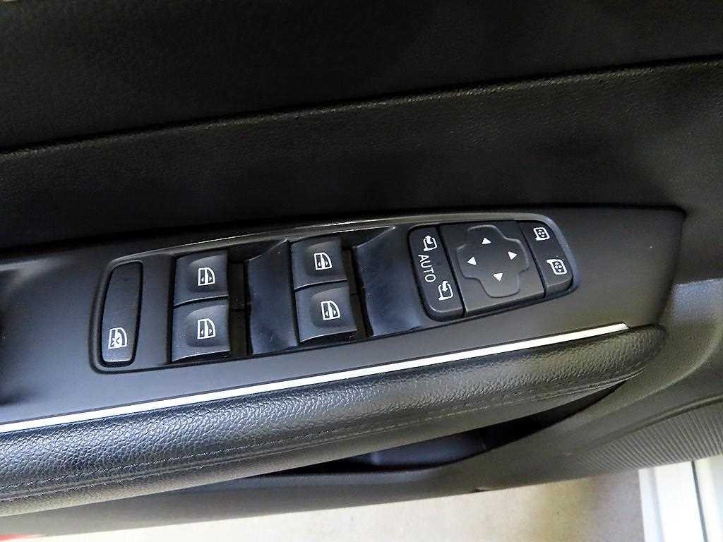 르노코리아(삼성) SM6 가솔린 2.0 GDe RE 이미지 13