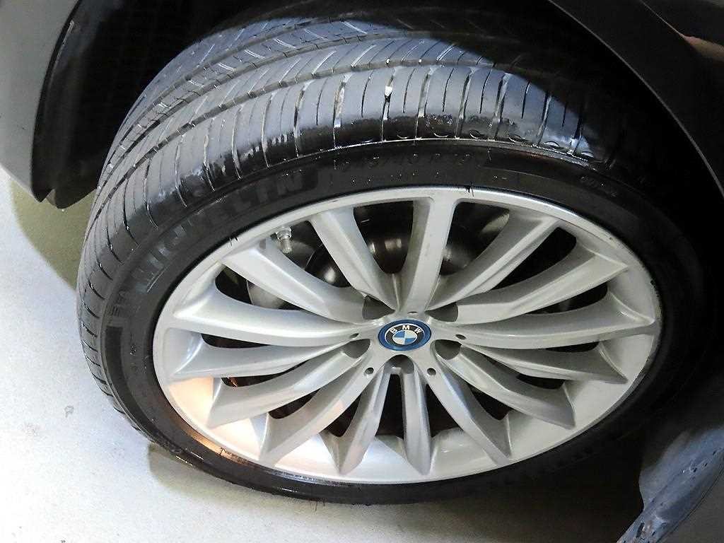 BMW 5시리즈 5시리즈 (G30) 530e 럭셔리 이미지 20