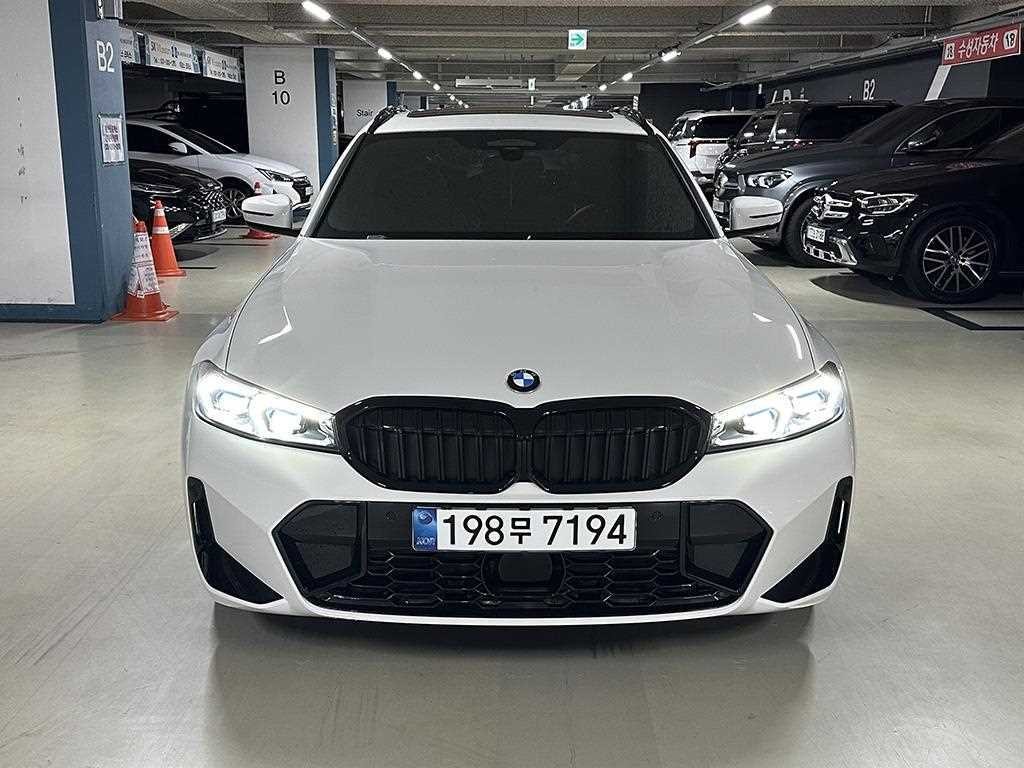 BMW 3시리즈 3시리즈 (G20) 320i 투어링 M 스포츠 이미지 1