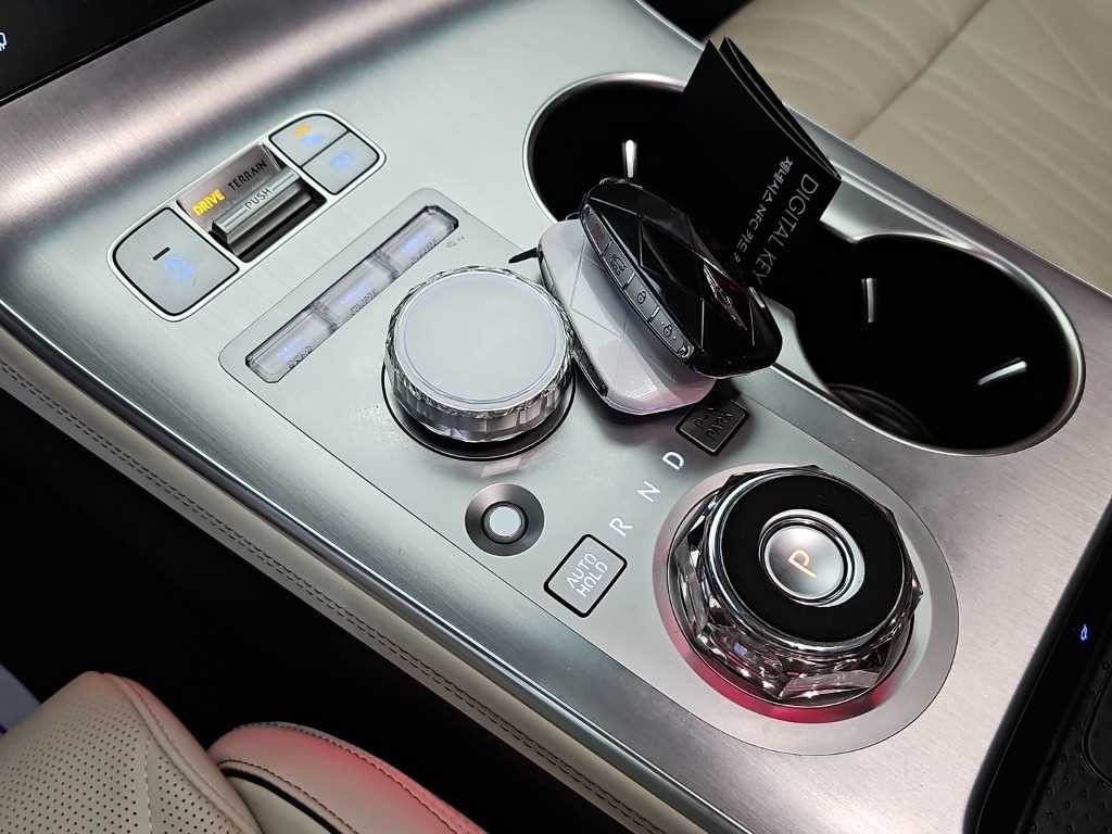 제네시스 GV70 2.5T 가솔린 AWD 이미지 8