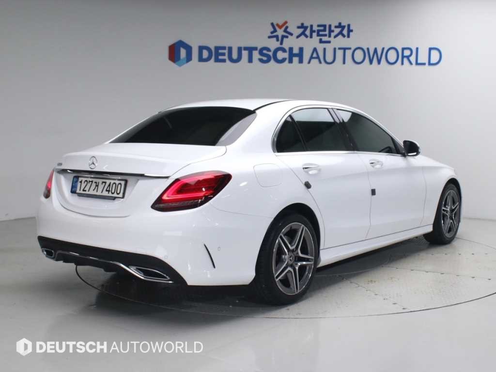 벤츠 C 클래스 C클래스 W205 C200 AMG LINE 이미지 2