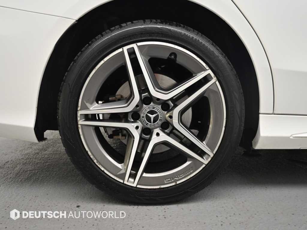 벤츠 C 클래스 C클래스 W205 C200 AMG LINE 이미지 5