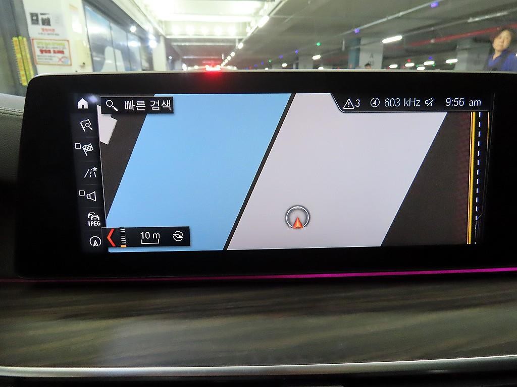 BMW 5시리즈 5시리즈 (G30) 520d xDrive M 스포츠 플러스 이미지 14