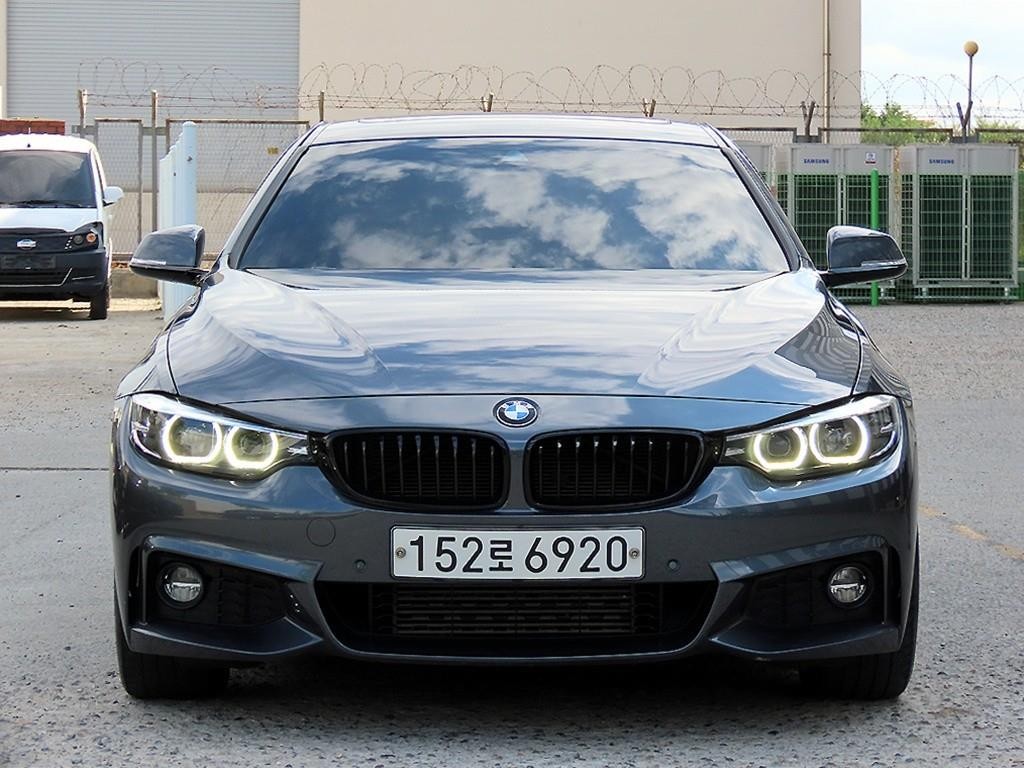 BMW 4시리즈 4시리즈 (F32) 420d 쿠페 M 스포츠 이미지 1